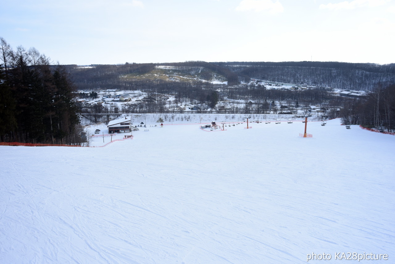 新得町・新得山スキー場　雪不足の今冬。待望のリフト営業開始！今後の降雪に期待しましょうo(^-^)o